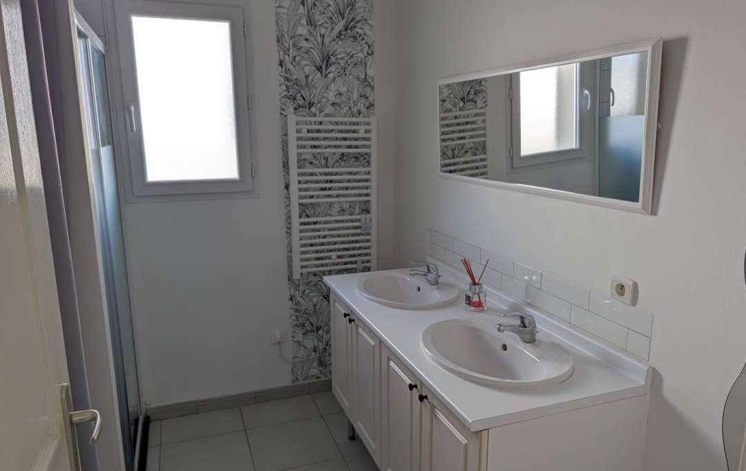 COURCON IMMOBILIER : Maison / Villa | COURCON (17170) | 88 m2 | 1 100 &euro; 