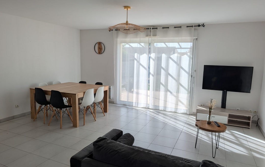 COURCON IMMOBILIER : Maison / Villa | COURCON (17170) | 88 m2 | 1 100 &euro; 