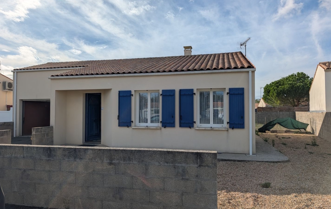 COURCON IMMOBILIER : Maison / Villa | COURCON (17170) | 88 m2 | 1 100 &euro; 